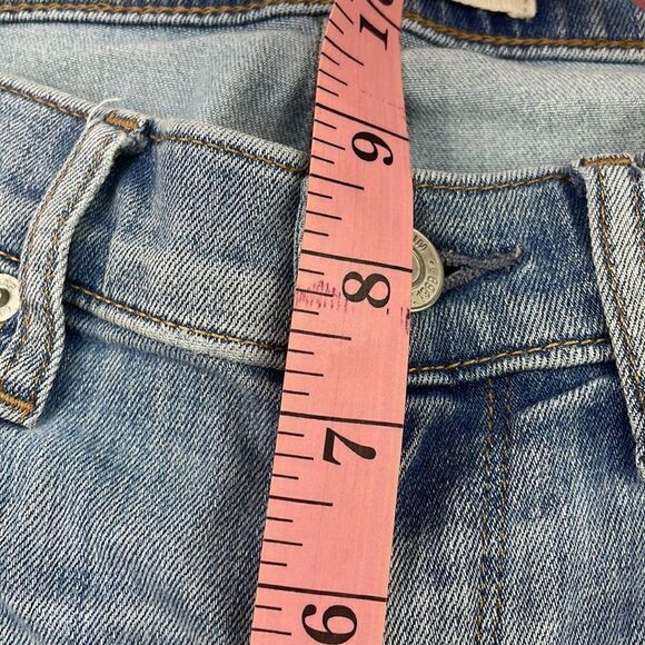 Gap True Skinny Ankle Jeans.  Distressed. 38R - Picture 8 of 9
